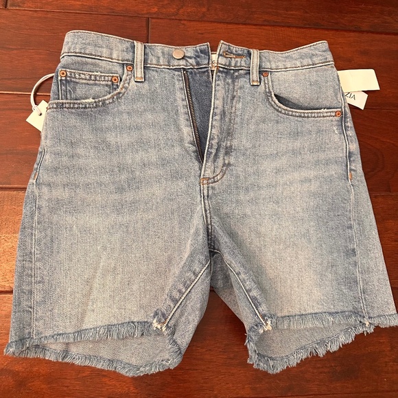 Denim Forum Jean Shorts - Picture 1 of 3